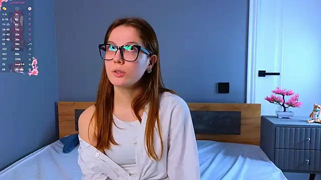 MelanieTwice online show from March 28, 10:59 am