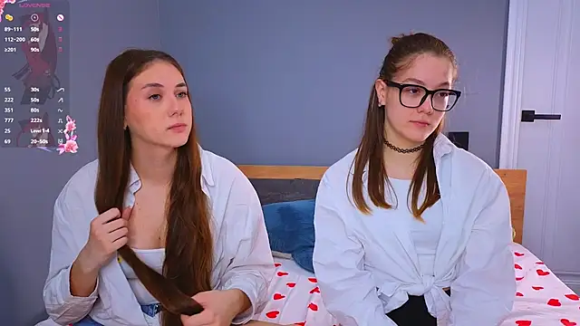 MelanieTwice online show from March 21, 11:15 am