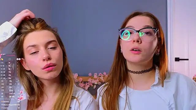 MelanieTwice online show from April 1, 1:41 pm