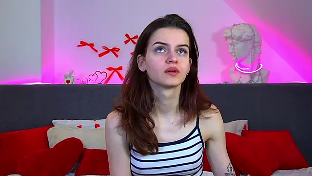 BellaBriggs online show from February 23, 6:25 am