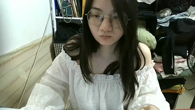 xiaoxiaowan11 online show from April 1, 12:39 pm