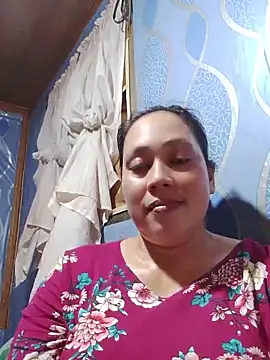 May Bombs online show from May 15, 1:03 pm