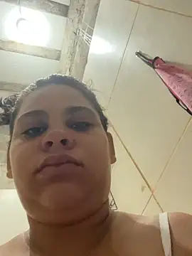 Adriputinha online show from April 1, 2:36 pm