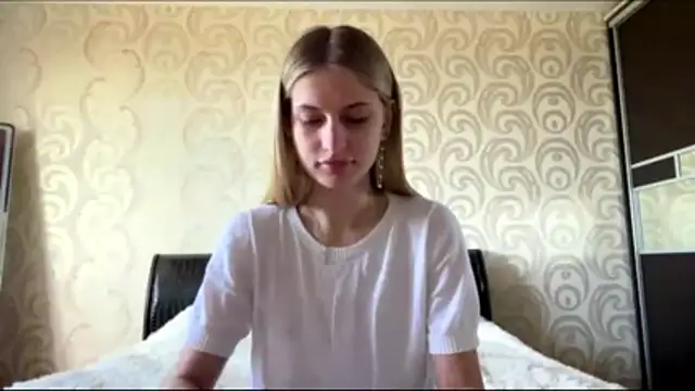 JeneeEady online show from May 27, 6:10 am
