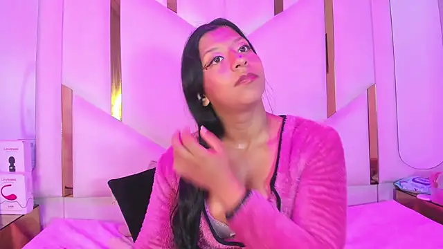 Vaneline2 online show from April 29, 5:30 pm