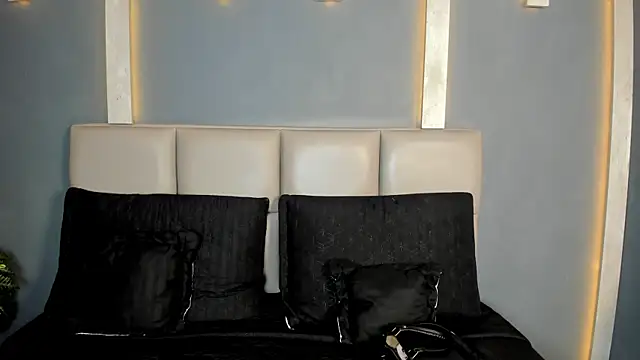 TSExoticFuck online show from March 27, 8:09 pm