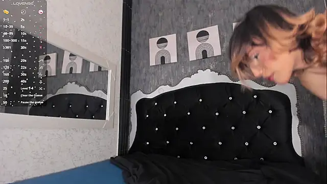 V suckscockk online show from May 22, 11:14 pm