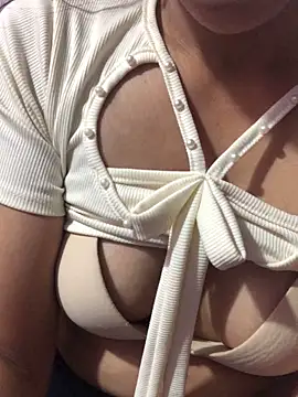 Cheng baby online show from March 5, 12:06 am