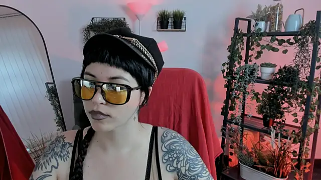 NeoGeisha online show from May 20, 1:41 pm