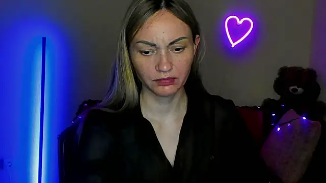 BlondMikey22 online show from May 20, 11:29 am