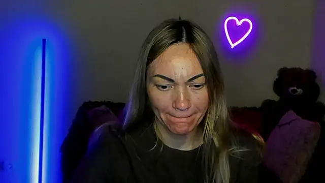 BlondMikey22 online show from May 13, 5:24 am