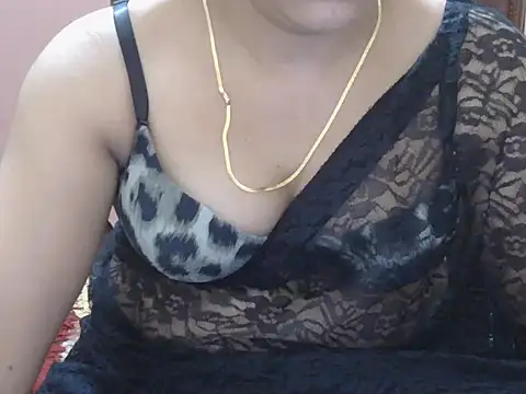 Cute Sheetal online show from May 19, 1:07 pm