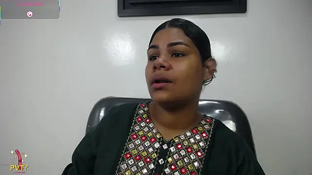 yaazhinii online show from May 25, 11:53 am