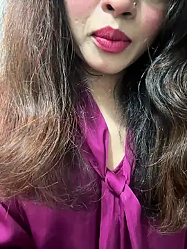 riya sharma11 online show from May 24, 9:14 pm