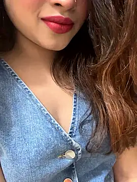 riya sharma11 online show from May 5, 10:46 pm