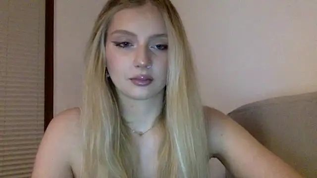 MayaWetDream online show from February 28, 5:12 pm