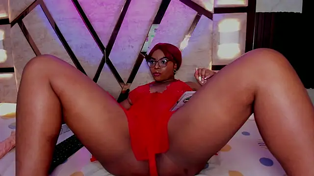 salem rosee online show from May 23, 2:32 am
