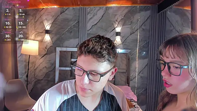 Manson and Zoe online show from May 17, 11:53 am
