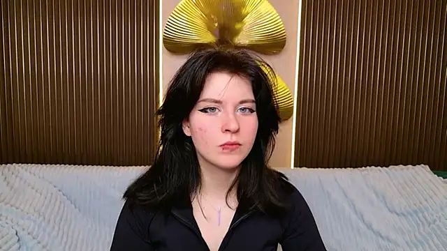 Milana Bold online show from February 28, 8:30 pm