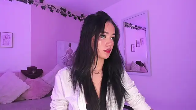 Mila jenner online show from March 26, 3:03 pm