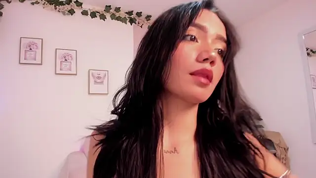 Mila jenner online show from March 5, 9:21 pm