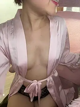 LucyKiss online show from May 14, 4:40 am
