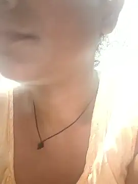 Sweet-runi online show from May 6, 8:51 am