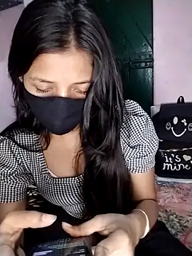 Naina-hott online show from February 27, 7:35 pm