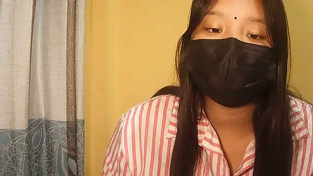 PRENCY CUTE online show from April 4, 7:13 pm