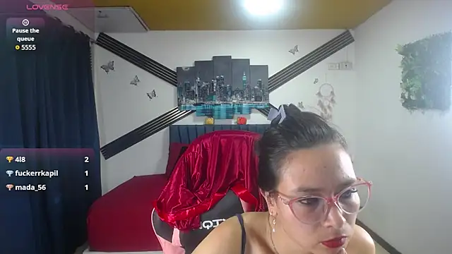 Tamytrickss1 online show from May 15, 4:54 pm