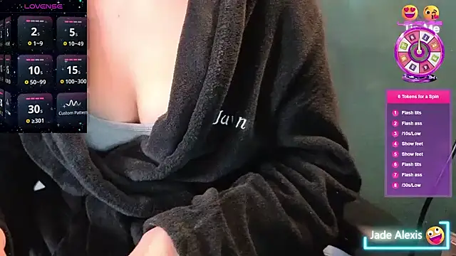 JadeAlexis403 online show from May 4, 1:48 pm
