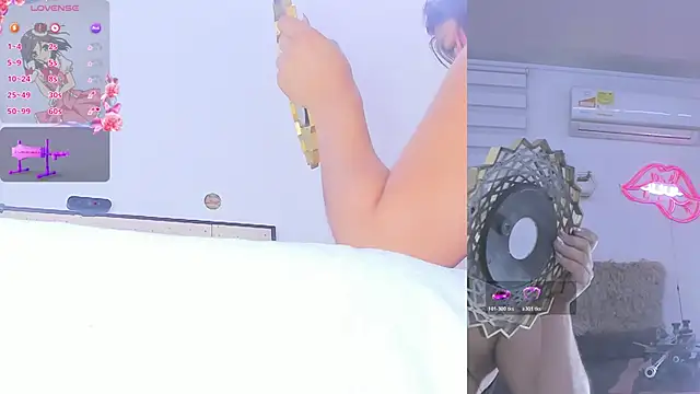 lana  kane   online show from May 4, 9:13 am