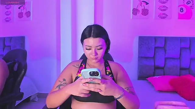 Madison Rosee online show from May 4, 12:47 am