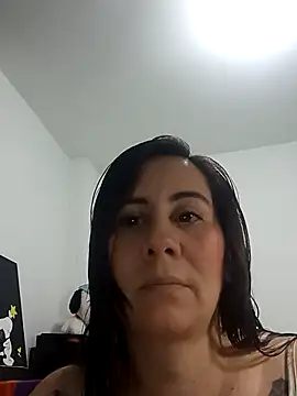 Sophie Tyler online show from April 29, 2:59 am