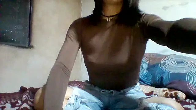 lucyscay  online show from May 15, 3:00 am