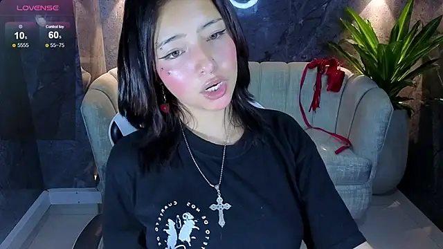 Lisa Doll Tx online show from March 28, 8:19 pm