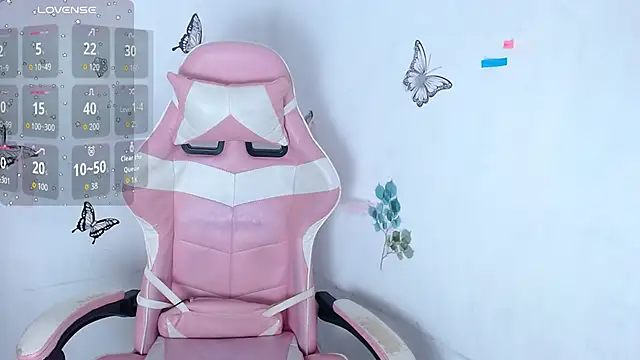 helen kineett online show from April 8, 12:57 am