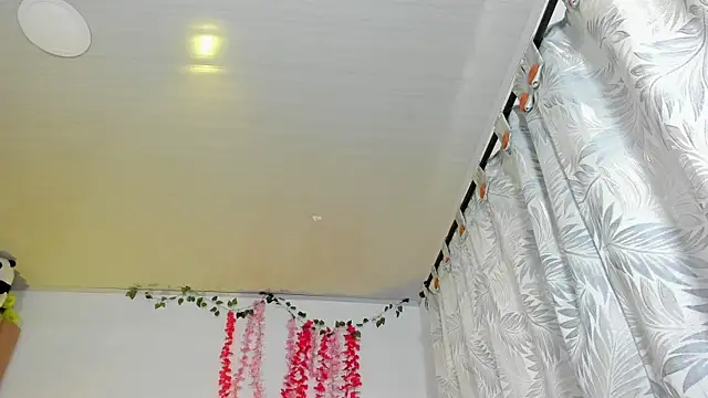 Fernanda hot   online show from May 11, 7:33 pm