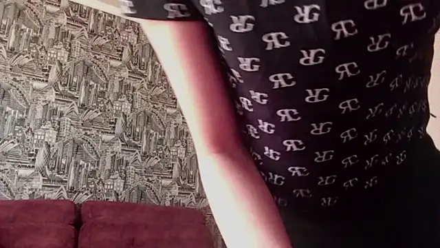 AnnettaBelsito online show from May 10, 12:07 pm