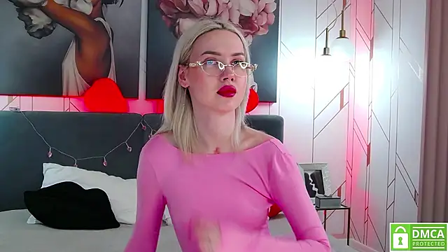 JosephineRowe online show from March 24, 11:48 am