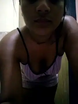Zoe Renata online show from May 23, 8:45 am
