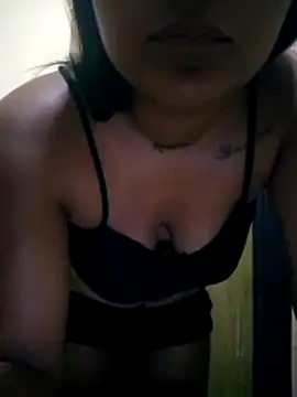 Zoe Renata online show from May 13, 8:09 am