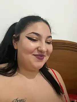 Amber Sinn online show from March 7, 9:44 pm