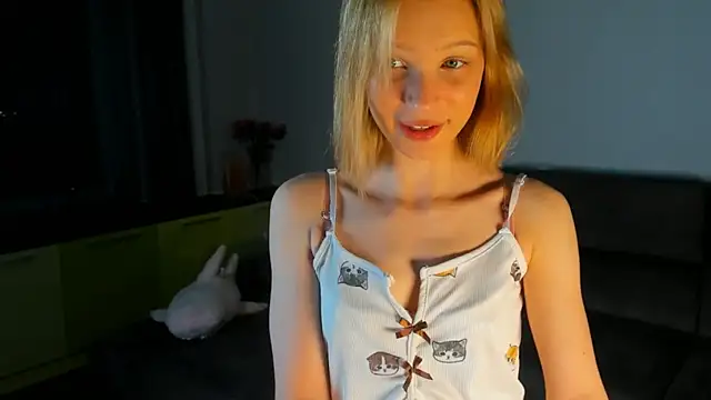 Kiracute18 online show from May 31, 6:53 pm