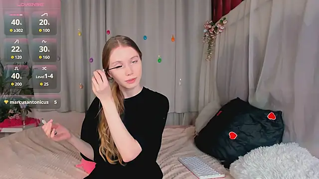lada2k4 online show from May 14, 5:57 am