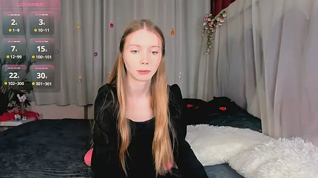 lada2k4 online show from May 11, 5:42 am