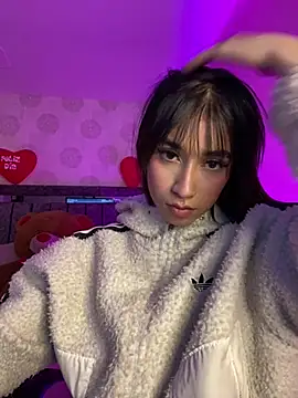 alahia pink online show from March 5, 2:40 am