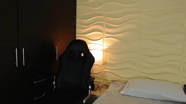 RachelBlazze online show from March 24, 12:54 pm