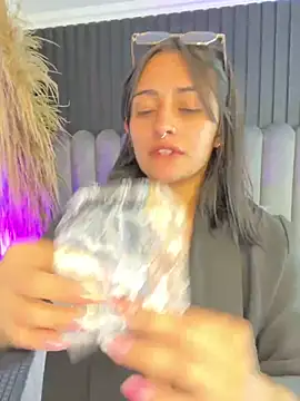 Nanda vixen  online show from May 13, 11:32 pm