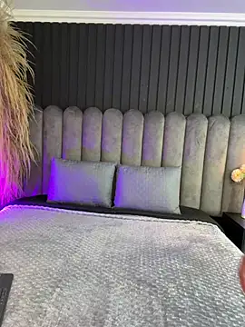 Nanda vixen  online show from May 4, 11:29 pm
